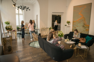 Mindfulness Office yoga